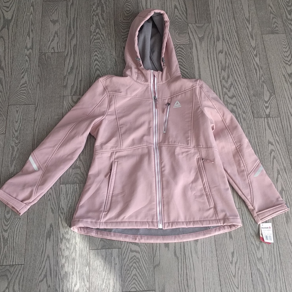 Beautiful dusty rose jacket by Rebook 🌸🌸